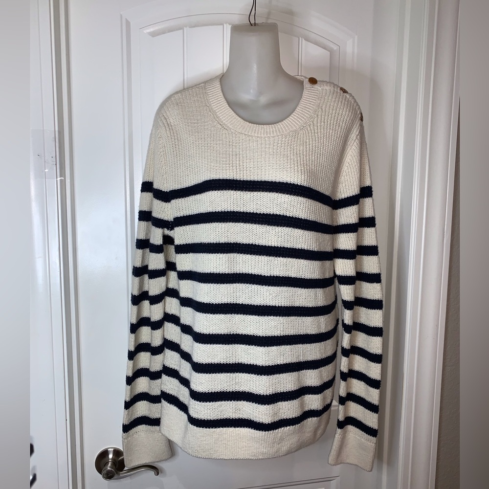 Abercrombie & Fitch Cream & Blue Sweater
